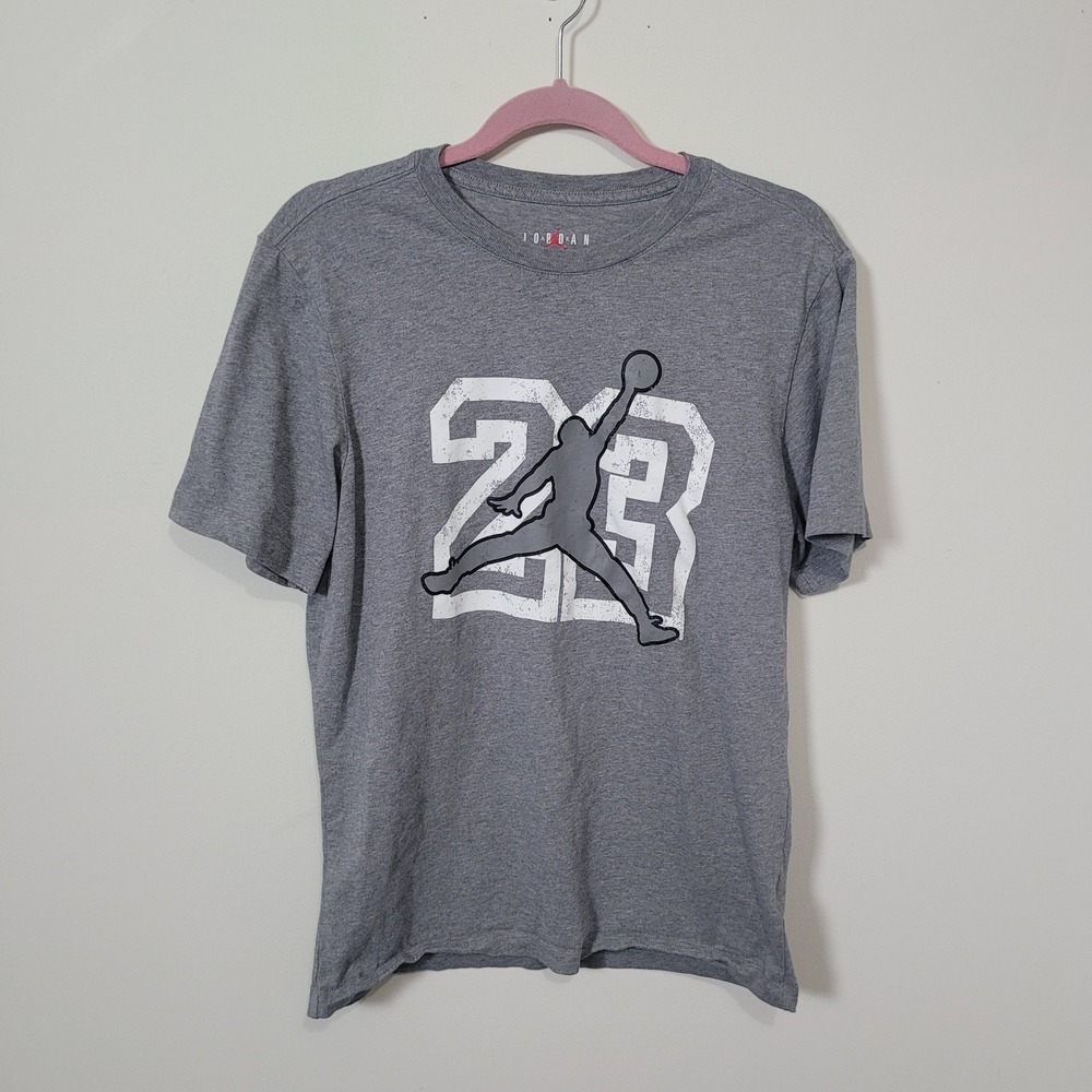 Jordan Medium T-Shirt Mens Gray Jumpman 23 Graphic Short Sleeve Cotton Tee